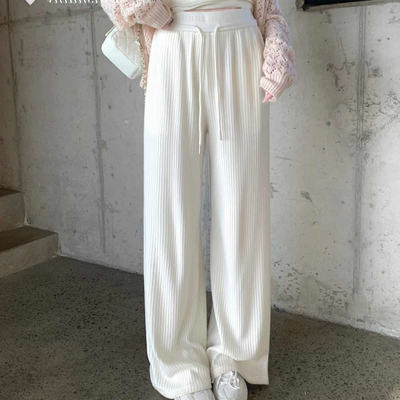 White knitted wide-leg pants for women in autumn and winter have a loose drape that makes them look slimmer. The vertical stripe stripe is a laid-back and casual straight-leg floor-length long pants