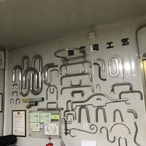  Stainless steel pipe bending and bending processing 90 degree right angle U-shaped elbow Spiral coil core drawing elbow handle customization