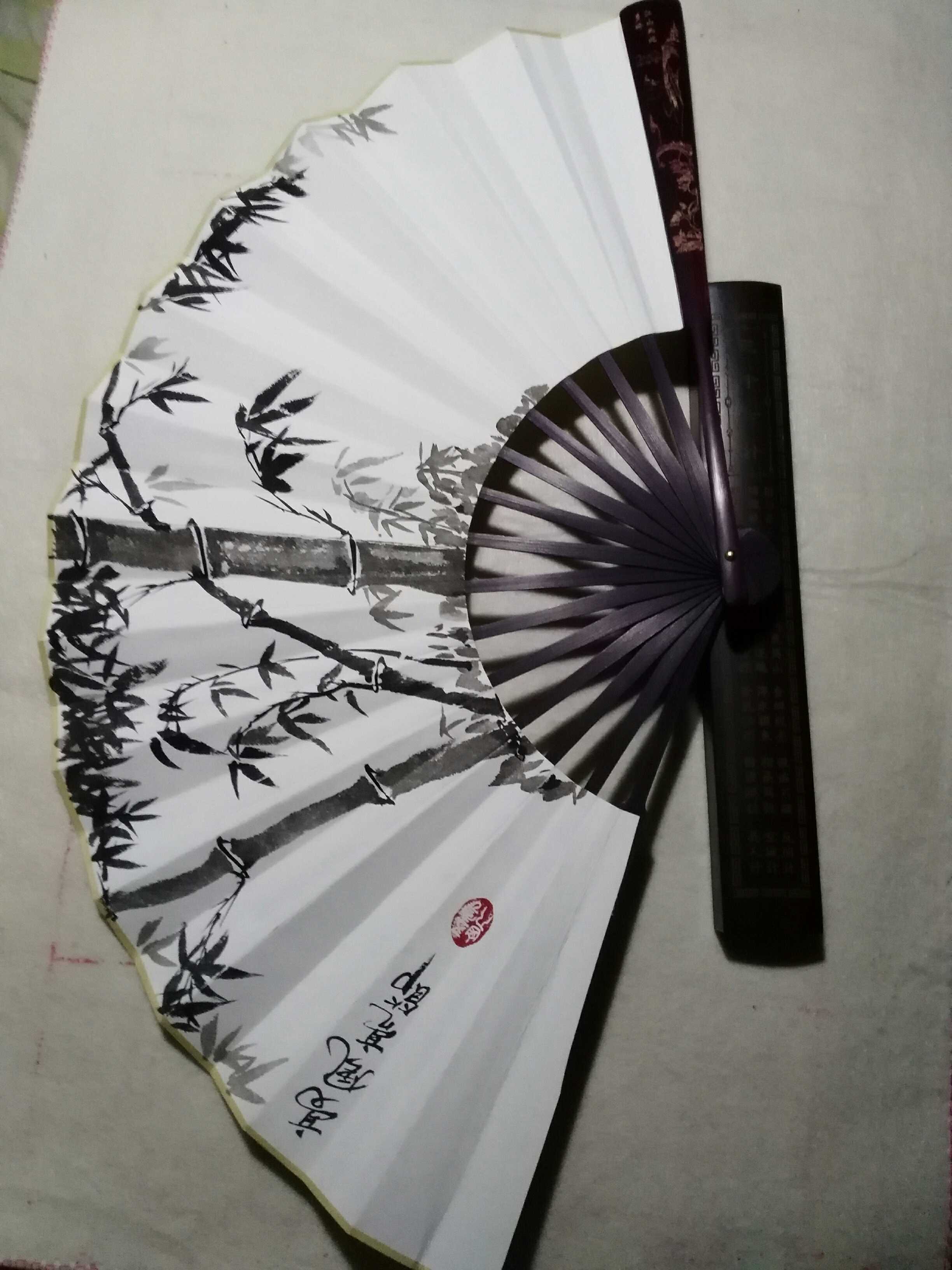 Inscriptions fan country painting ink bamboo imitation red wood carved flower folding fan Li Bai poetry will go into the wine Wuyunshan people personally write the truth