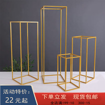 Wedding Iron Art Geometric Road Leads with Cubic Box Rectangular Pendulum With Golden Floral Frame Square Iron Frame