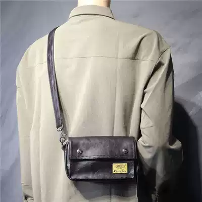 Three box fashion flap crossbody bag casual simple men sports shoulder shoulder bag Japanese and Korean mobile phone bag