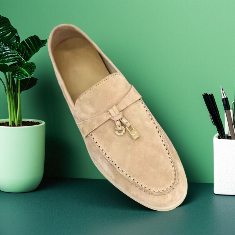 European and American Style Round-Toe Soft-Soled Genuine Leather Loafers, French-Style Sheepskin with a High-End Feel, 2025 Slip-On Lazy Shoes, Light Luxury for Women