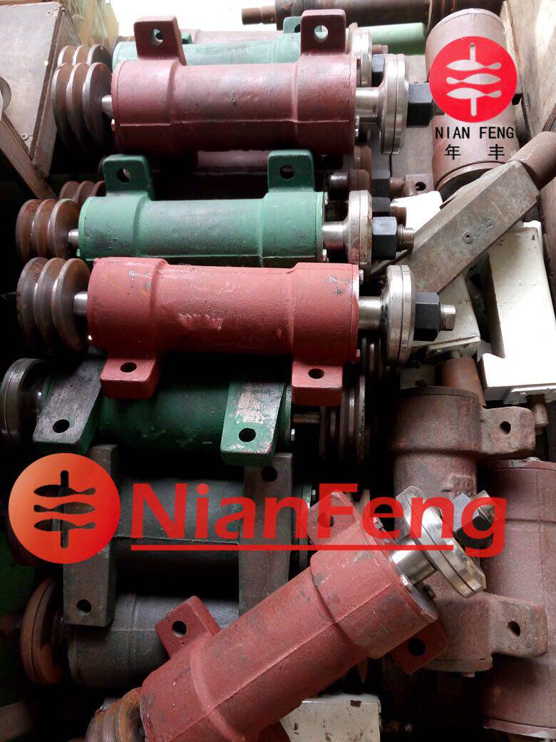 Jindi Yueda with large saw blade shaft seat vertical and horizontal saw shaft seat heavy-duty sawing machine shaft seat sawing machine shaft 208