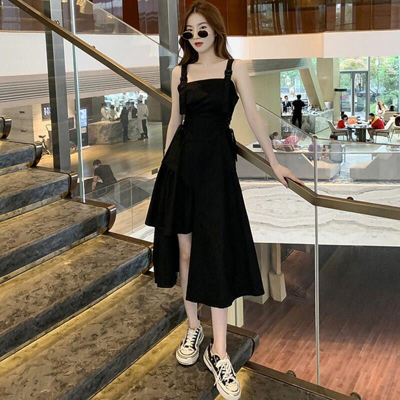 VOGCHAR black sling Hepburn style design dress 2021 new temperament irregular French summer