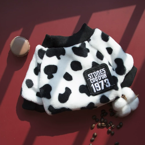 Одежда для домашних животных, четыре -футболка, собака, собака и кошка зима плюс бархатная домашняя одежда Тедди Биби фама