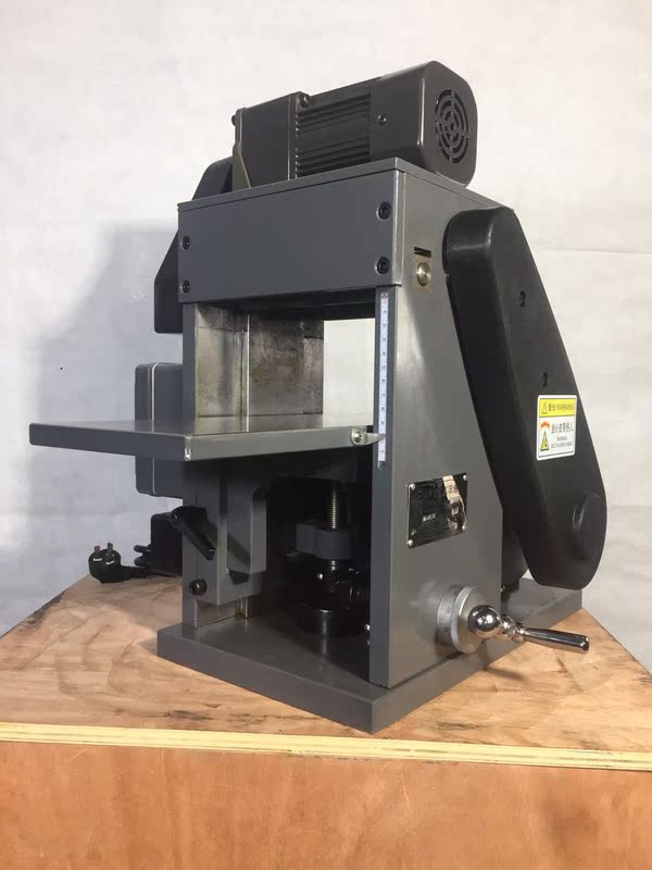 Precision Woodworking Planing Machine 16X10Cm Super Planing and Cutting Ability Mute