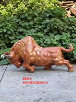 Root carving wood carving camphor wood cattle twelve Zodiac bullfighting this year cow boutique animal solid wood crafts