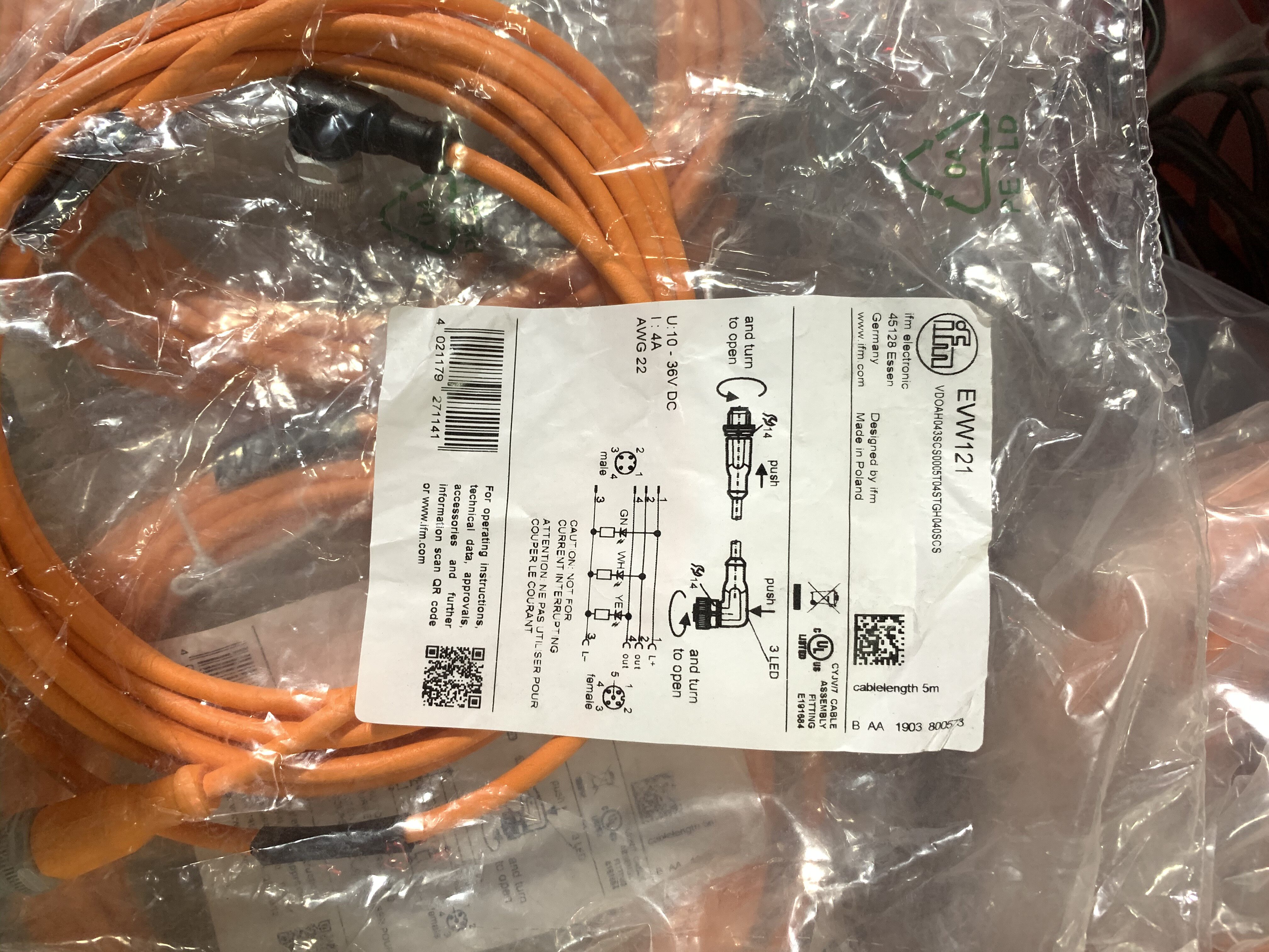 New original German IFM sensor cable EVW115 double head 3 meters spot 7