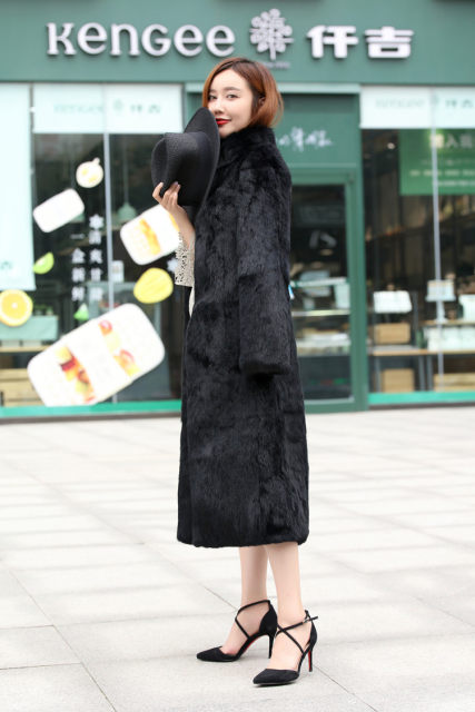 Off-season clearance large size real rabbit fur coat for women extra long rex rabbit stand collar long sleeve young style fur coat