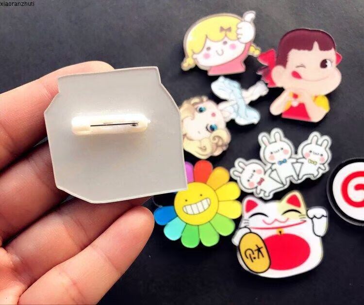 9,9 Phim hoạt hình acrylic Animal Bear Bunny Trâm Anime Anime Trâm Pin huy hiệu cài áo sang chảnh