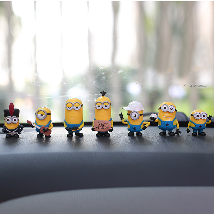 2016公仔汽车摆件卡通动漫摆设车载内饰装饰包邮款小黄人