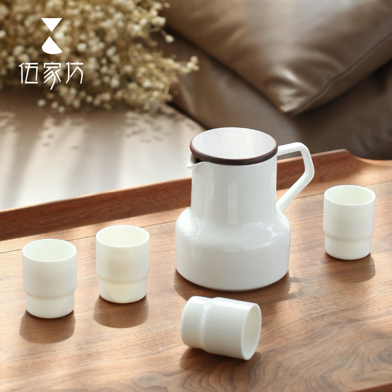 The Wu family fang ceramic teapot with cold water scented tea kettle family suits for high temperature resistant cool tea European - style kettle