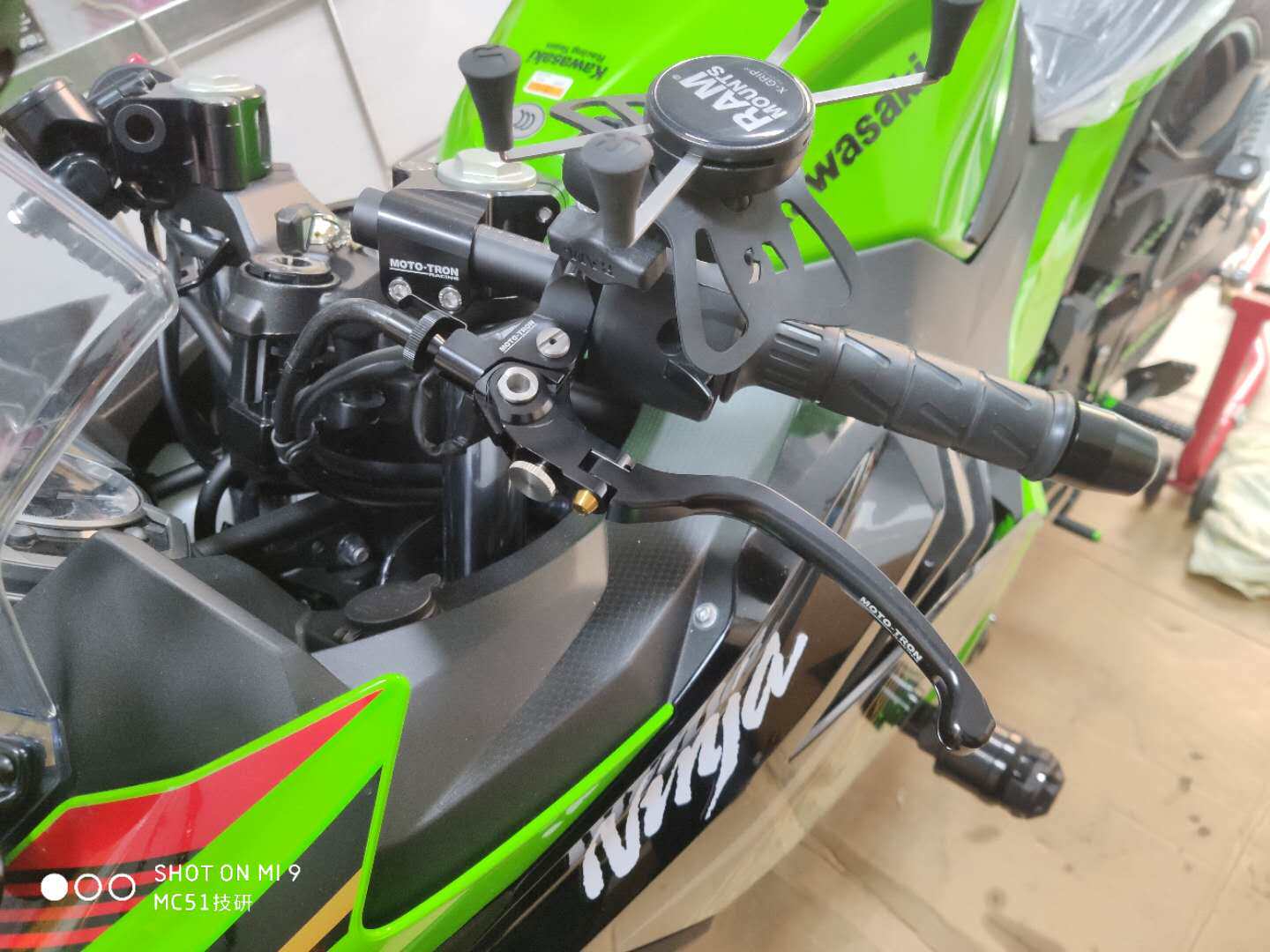 Kawasaki Kawasaki ninja400 ninja modified labor-saving clutch lever horn produced by MOTO-TRON