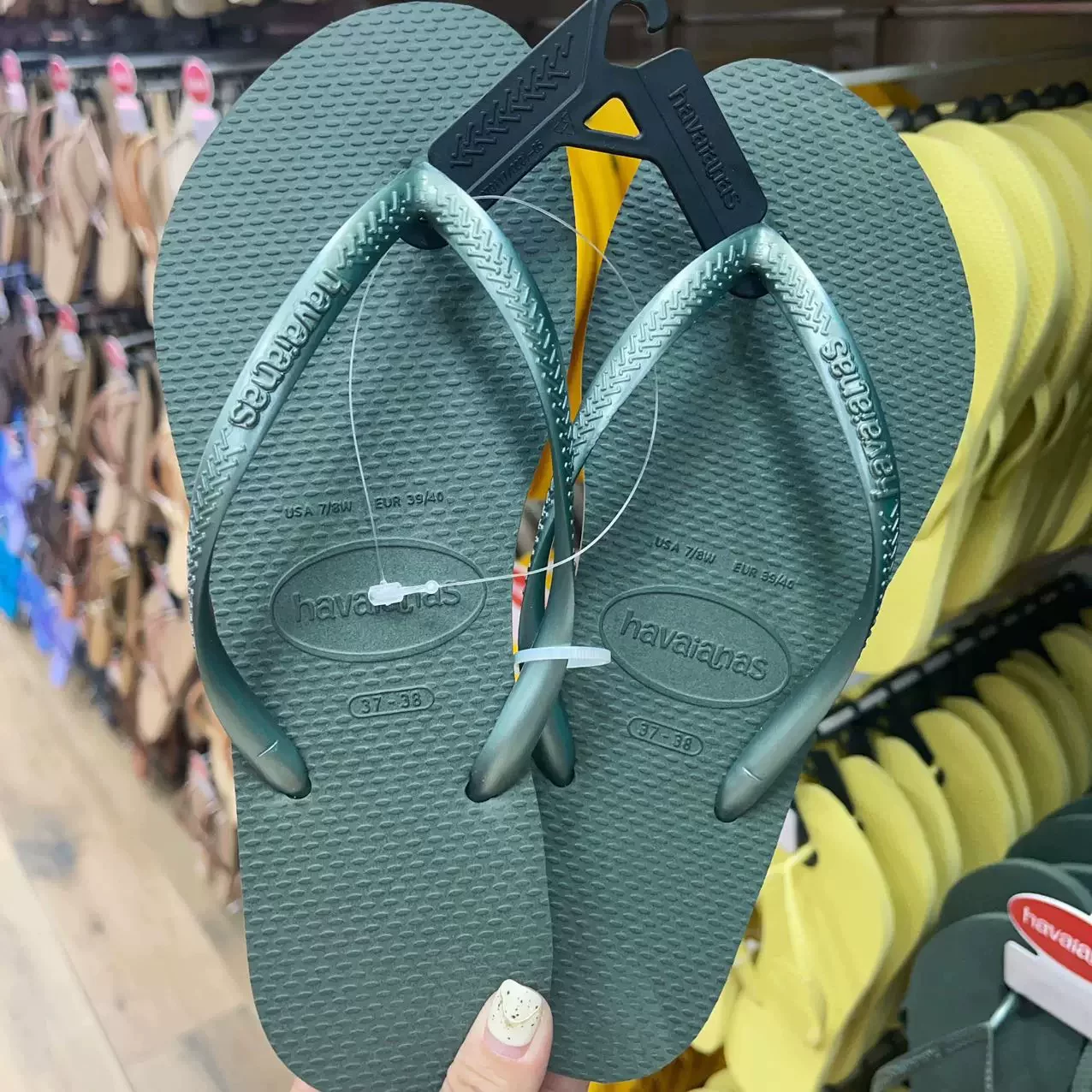 Бразильские шлепанцы havaianas Havana, классические, узкие женские, Victoria's Secret, розовый однотонный цвет, тонкий ремешок, нескользящие сандалии и тапочки