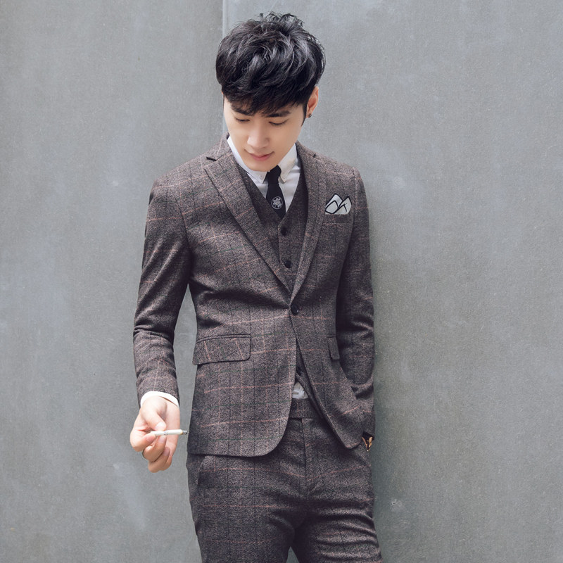 Men's Han version of the suit suit suit Three sets of groom wedding gown Business Fashion Casual Plaid Suit Tide