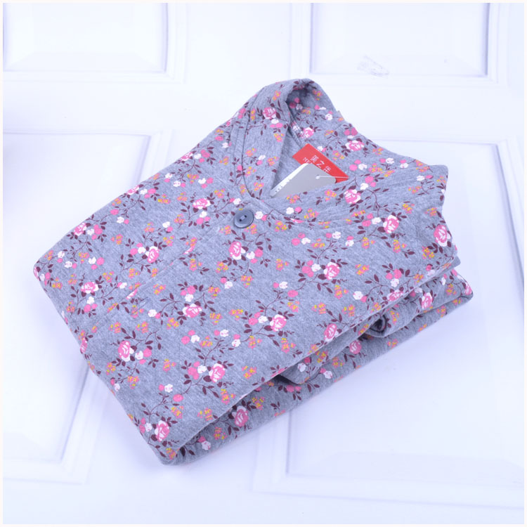 Áo len cotton mùa đông cho mẹ tải áo trung niên ba lớp nhiệt đồ lót nữ bằng vải bông cỡ lớn dày quần áo mùa thu shop đồ lót 