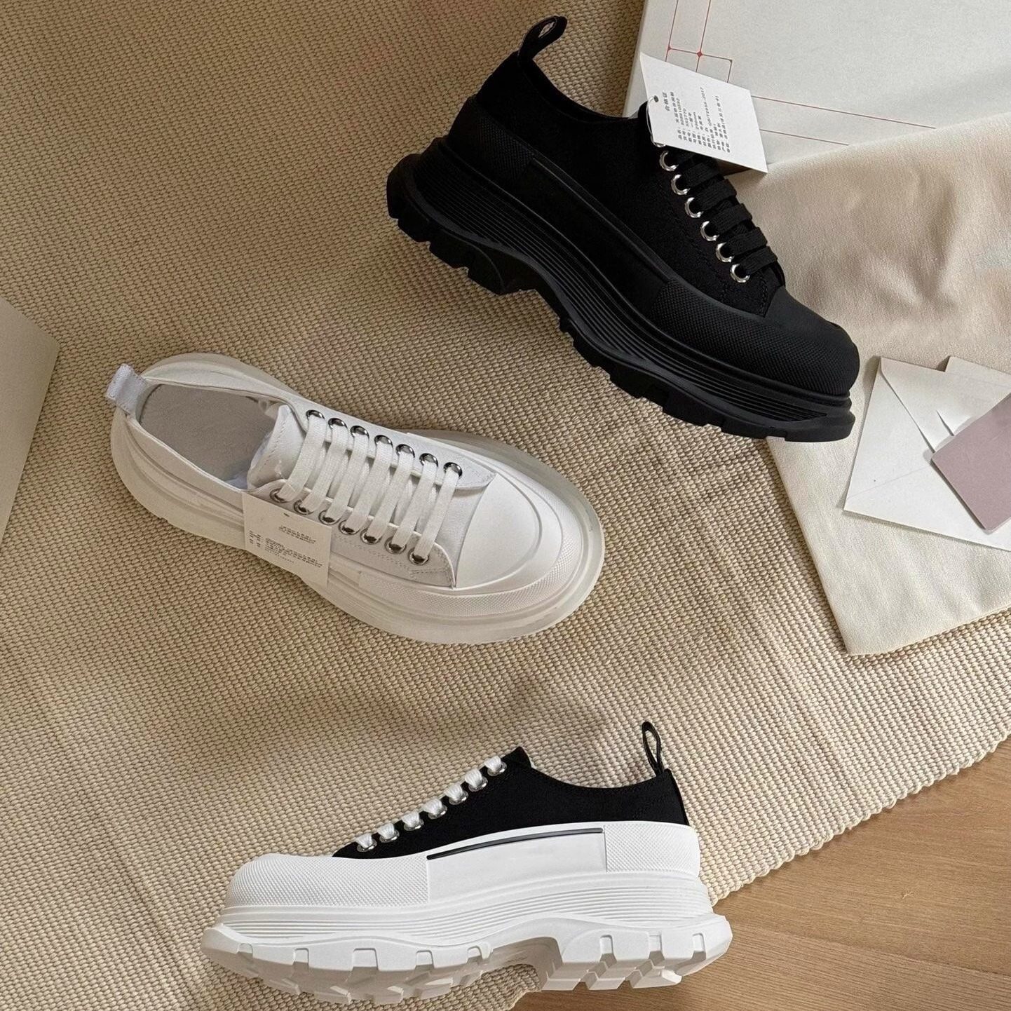 25-year-old new arrival mcqueen hidden heelwhite shoes 