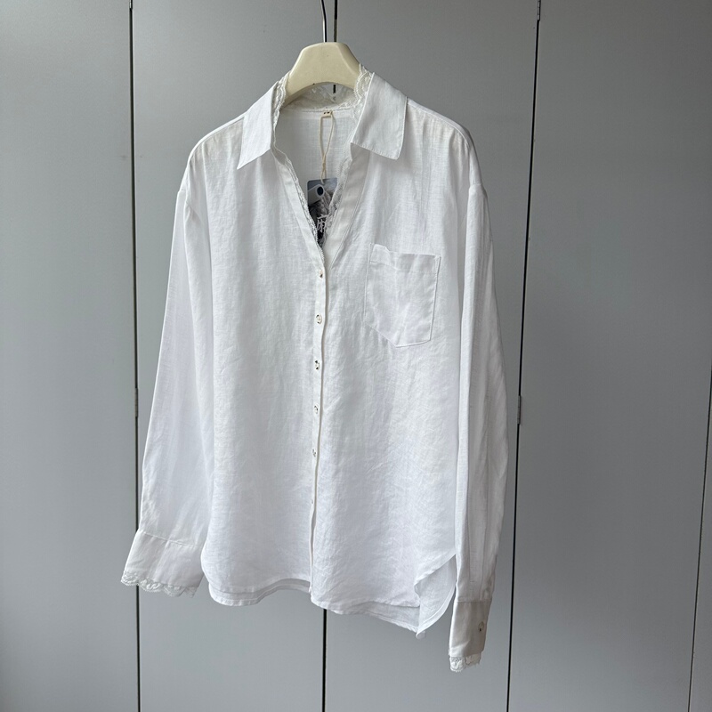 A Glance That Lasts a Lifetime, Lace Splicing! Imported 100% Linen Turn-Down Collar Small V-Neck Lightweight Loose Long-Sleeve Shirt for Women in Spring