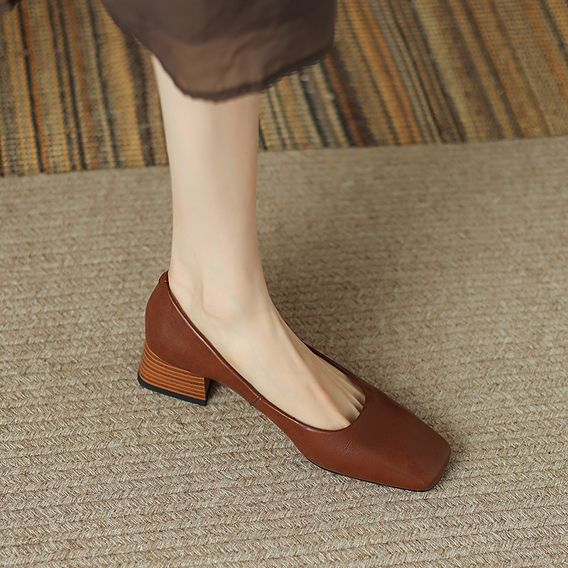 Givenivan Jane about to be thin ~ new shallow square head 100 lap single shoe woman commute low heel grandma shoes 3 5cm