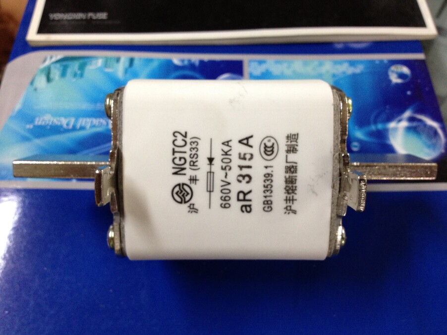 Manufacturers direct sales Shangfeng Fuse Fast Fuse Fuse Cell NGTC2 RS33-200A 315A 400A