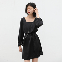 CHICVEN Sunlight Allure retro square neckline satin lace-up waist dress black skinny dress summer
