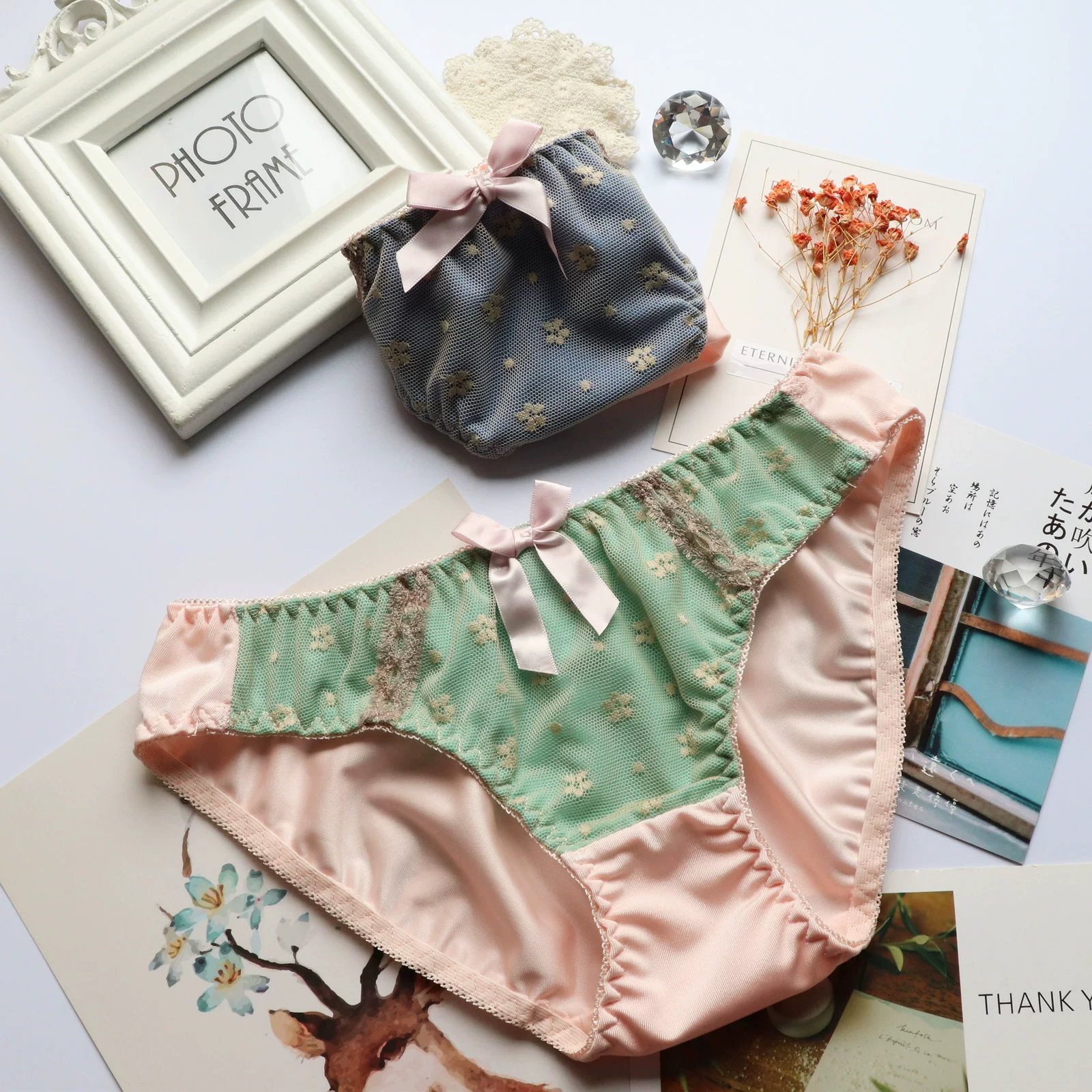 Nhật Bản bowknot ngọt ngào và dễ thương cô gái ren nylon hip đồ lót nữ sinh viên quần lót đáy quần cotton đáy quần sịp - Tam giác