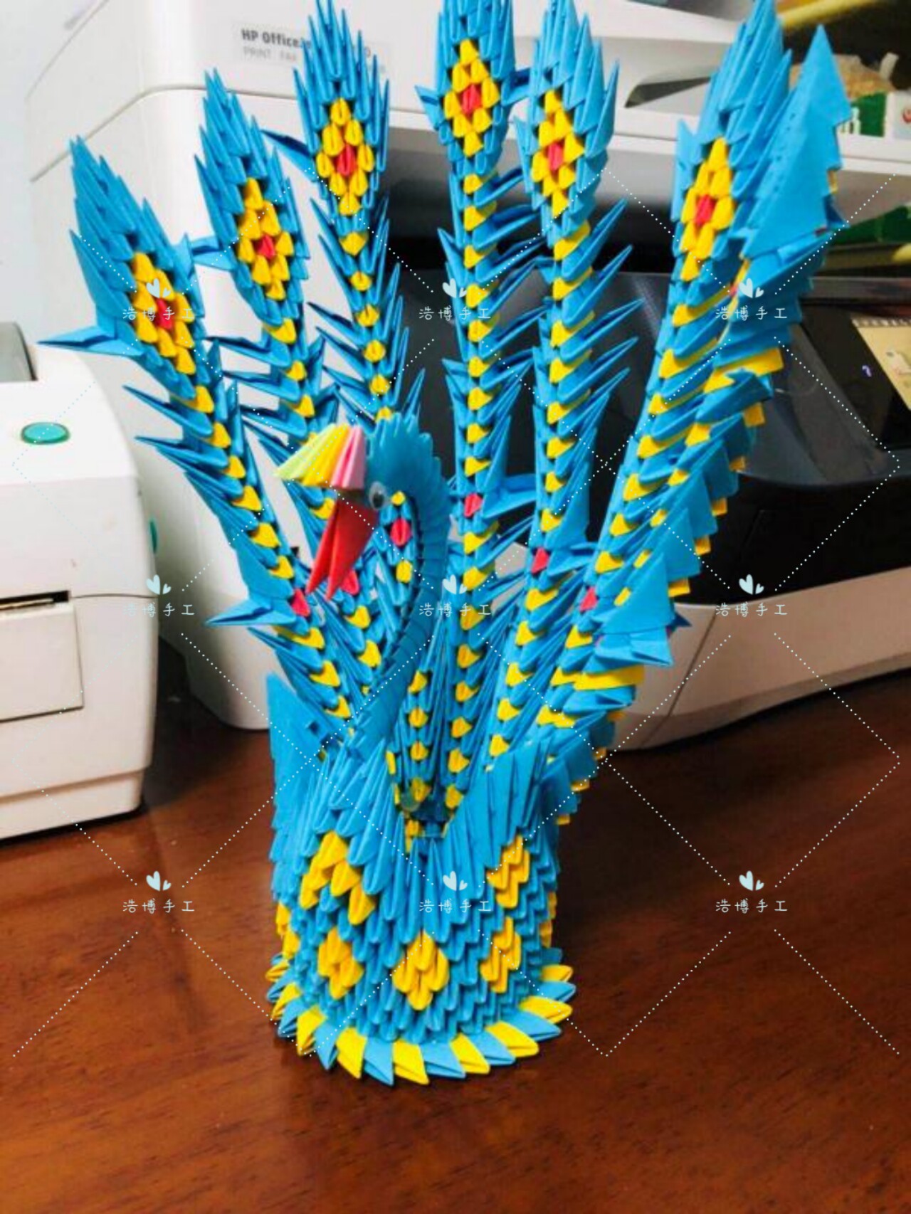 Haobo Handick Triangle Plug Paper Blue Peacock Finished Products DIY Student Jobs Blue Phoenix Entry New Products