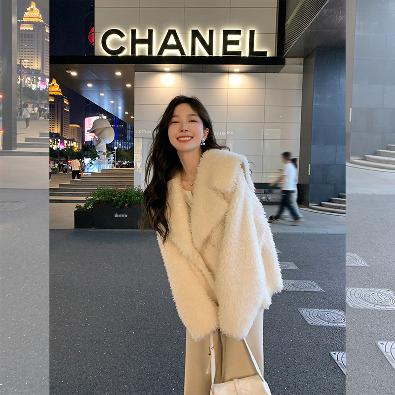 LMOMO Wumeizi ソースネイビーカラーシープスキンファーコートレディースラムファーコート冬新作