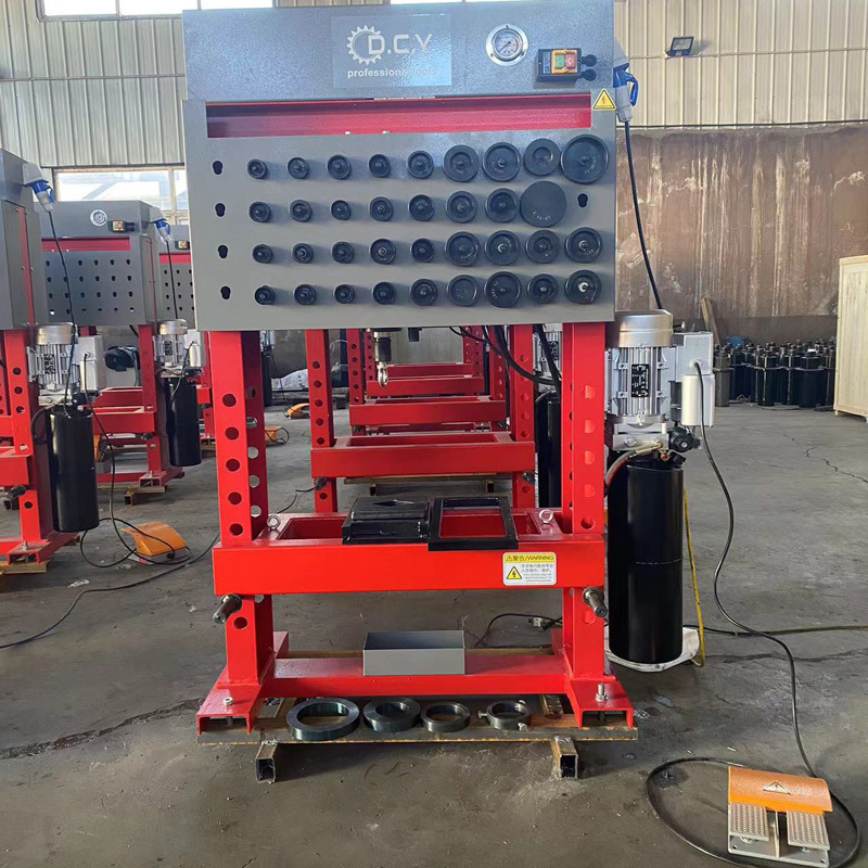 Electric Hydraulic Rubber Sleeve Replacement Machine, Car Lower Swing Arm Rubber Sleeve Disassembly and Assembly Tool, Pressure Machine, Chassis Repair Equipment