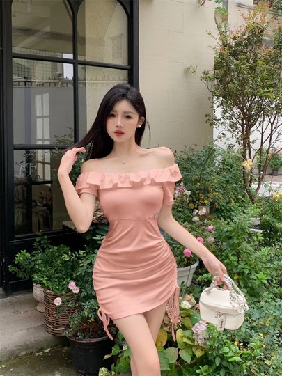 One-line collar dress ruffled spring and summer off-shoulder short-sleeved pig intestine drawstring short waist pleated dress