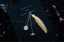 One drawer original hand for gold feather Harry Potter perimeter flying thief bookmark birthday present