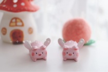 One drawer handmade cute real wood carved small flying pig animal decorated bedroom with birthday present