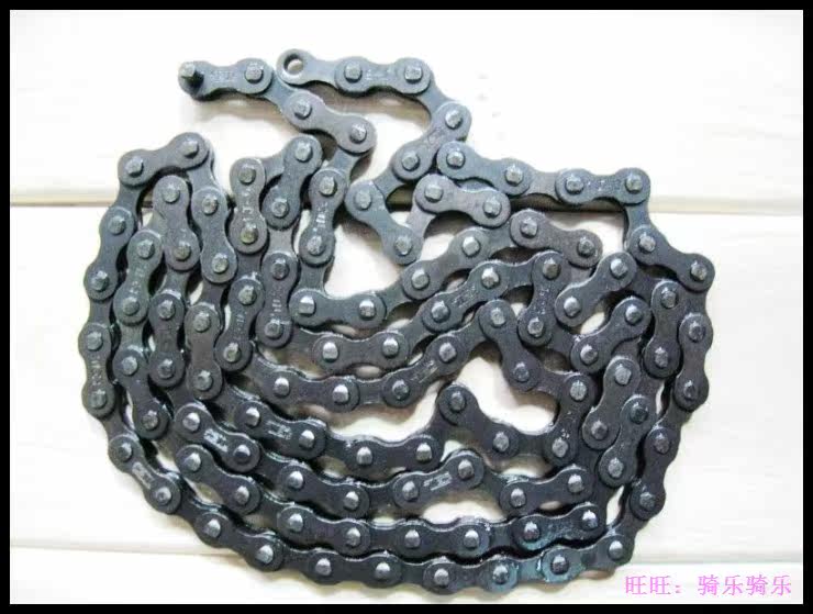 Chaîne de vélo - Ref 2370716 Image 3