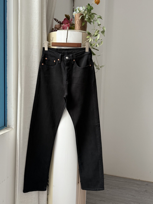 Plum ~ European and American Styles Have Large Sizes, Black High-Waisted 501 Slim Straight-Leg Jeans for Women, Soft and Thin with a Light Wash