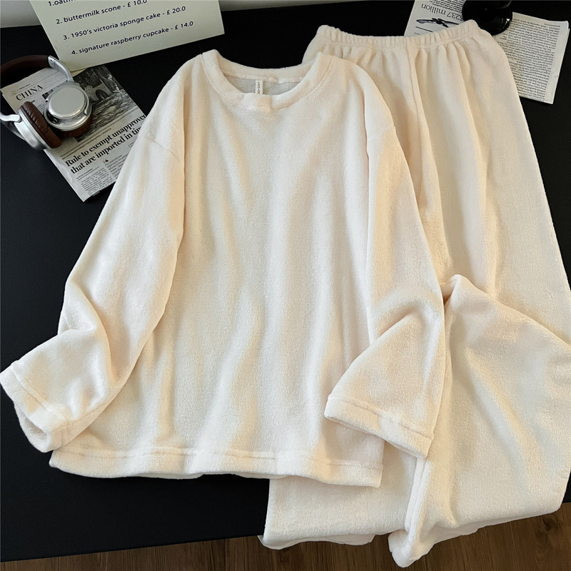 Coral Velvet Couple Pajamas for Autumn and Winter, Thickened and Fleece-Lined, Can Be Worn Outside, Casual Men's and Women's Flannel Home Wear Set