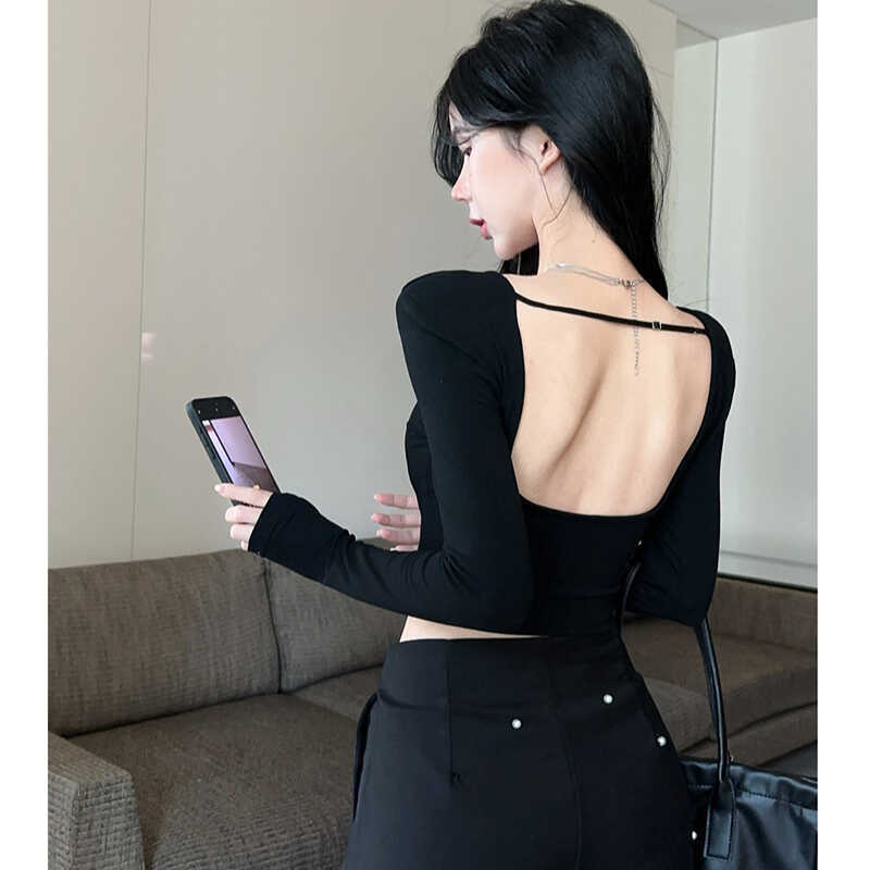 Backless Hollow-Out Spicy Girl Style with a Unique Design, Early Autumn Niche Long-Sleeve T-Shirt, Short Round-Neck Slim-Fit Crop Top