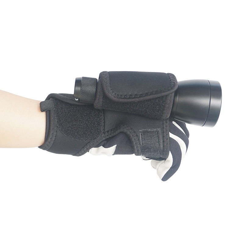 TOOKE glare diving flashlight gloves diving flashlight wrist sleeve (not including flashlight)