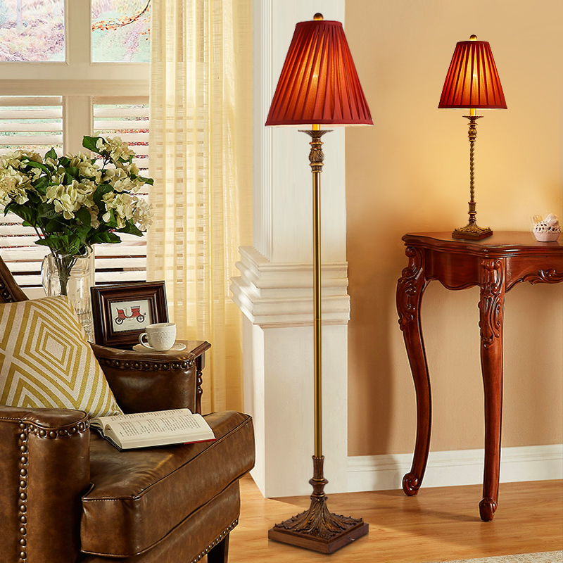 American Retro Atmosphere Floor Lamp in Burgundy Resin, Classic and Nostalgic, Makes Your Corner More Cozy