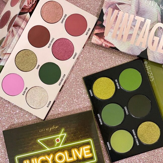 American niche makeup Give_Me_Glow eyeshadow palette collection olive green Christmas palette amazing color rendering