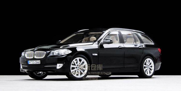 1: 18 NOREV BMW 550i 5 series station wagon simulation die cast