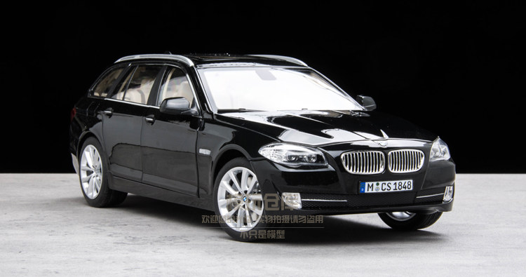 1: 18 NOREV BMW 550i 5 series station wagon simulation die cast