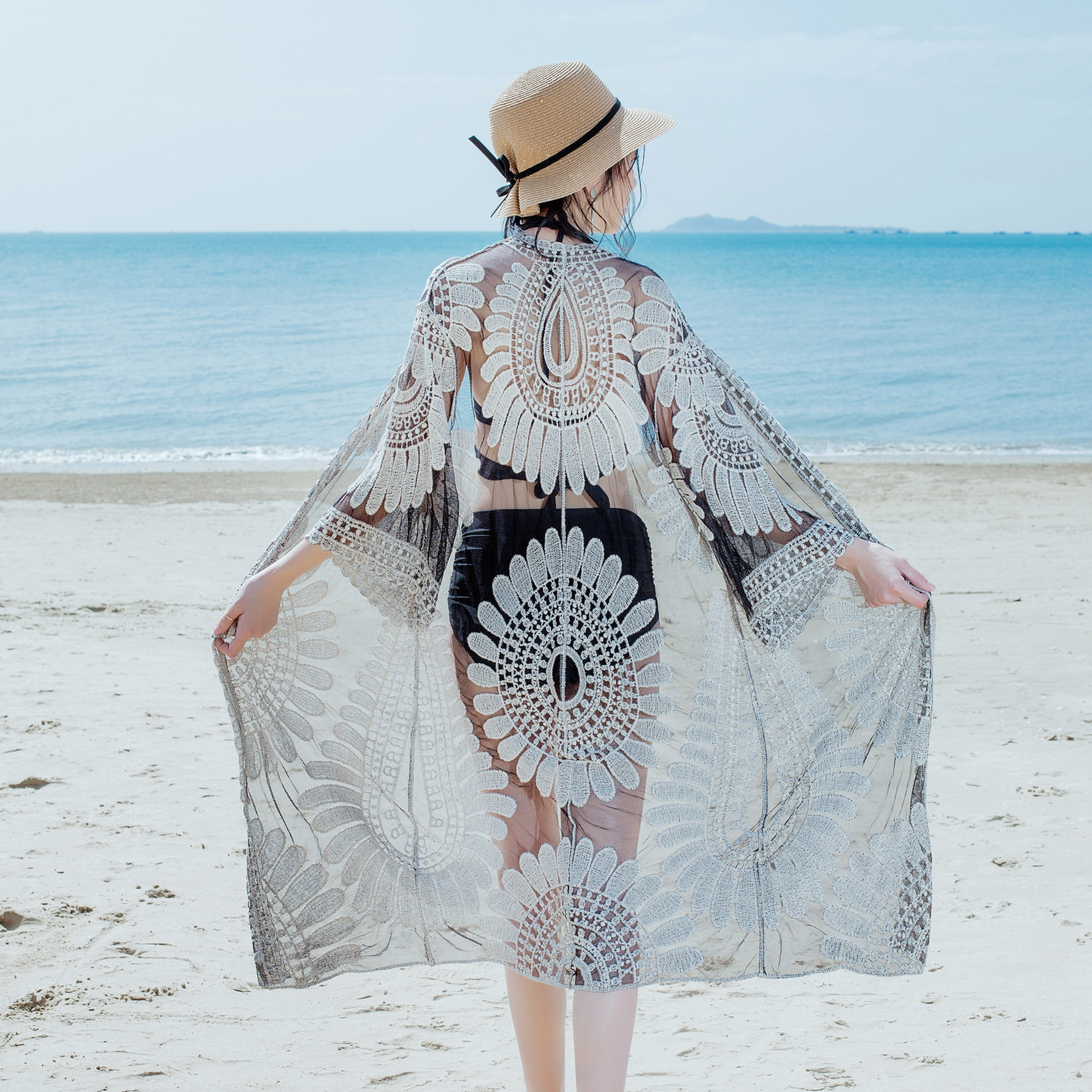 Bikini blouse Bathing suit outside the fat MM lace mesh sexy hollow beach sunscreen clothes women's long version of white