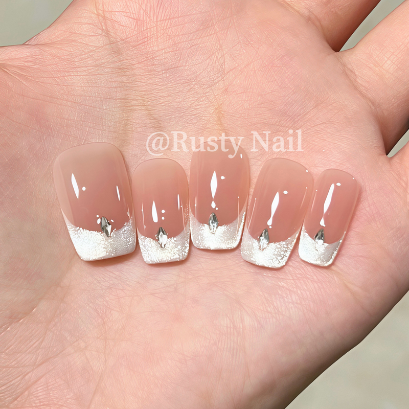 【White Moonlight】Gentle and Pure White French-Style Handmade Wearable Nails, Light Luxury and High-End Wedding Nail Art Patches