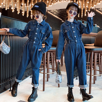 13 girls denim jumpsuit suit 2021 autumn new products in big Children Fashion jeans out of work 14 years old