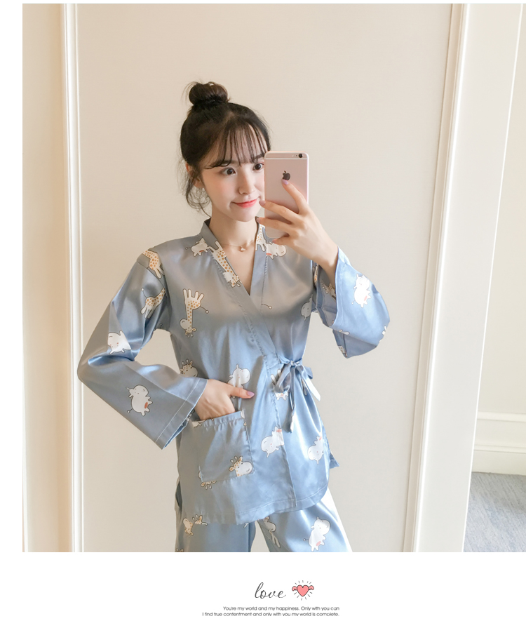 Bộ đồ ngủ bằng kim loại lụa tơ tằm dài tay mùa thu có thể được mặc bên ngoài phiên bản Hàn Quốc của bộ đồ hai mảnh mùa xuân và mùa thu tươi mát và đáng yêu đồ bộ mặc nhà cao cấp hàn quốc