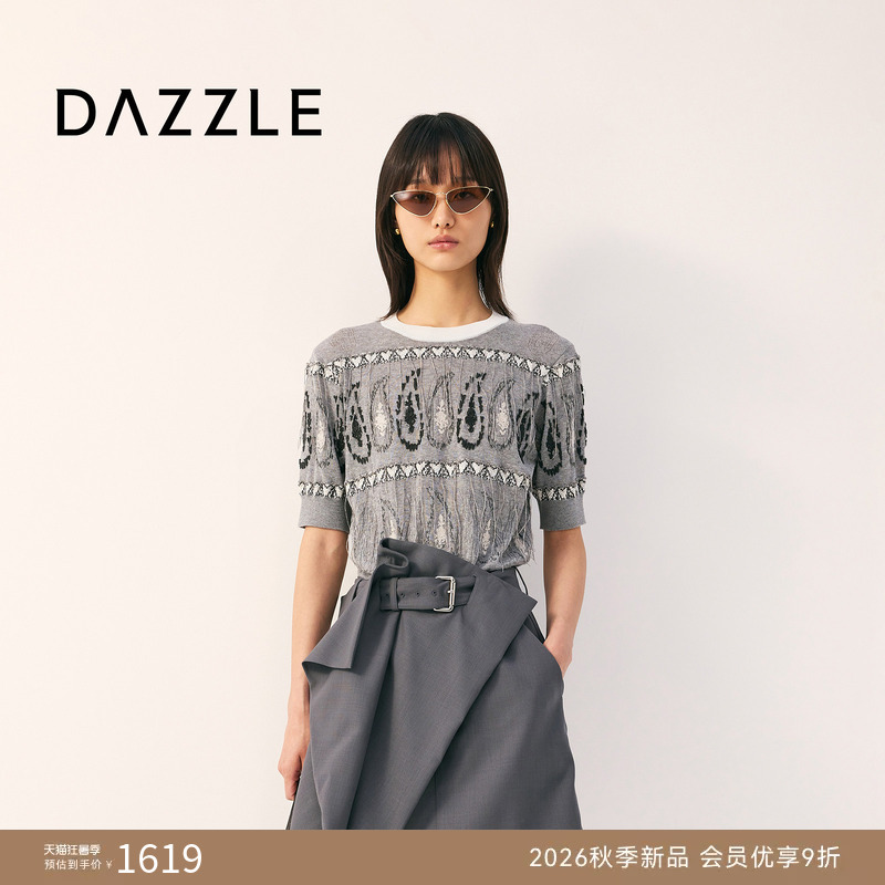 Dazzle 2026 Autumn T-Shaped Small Flower Bud Mid-Sleeve Knitted Jacquard Pullover