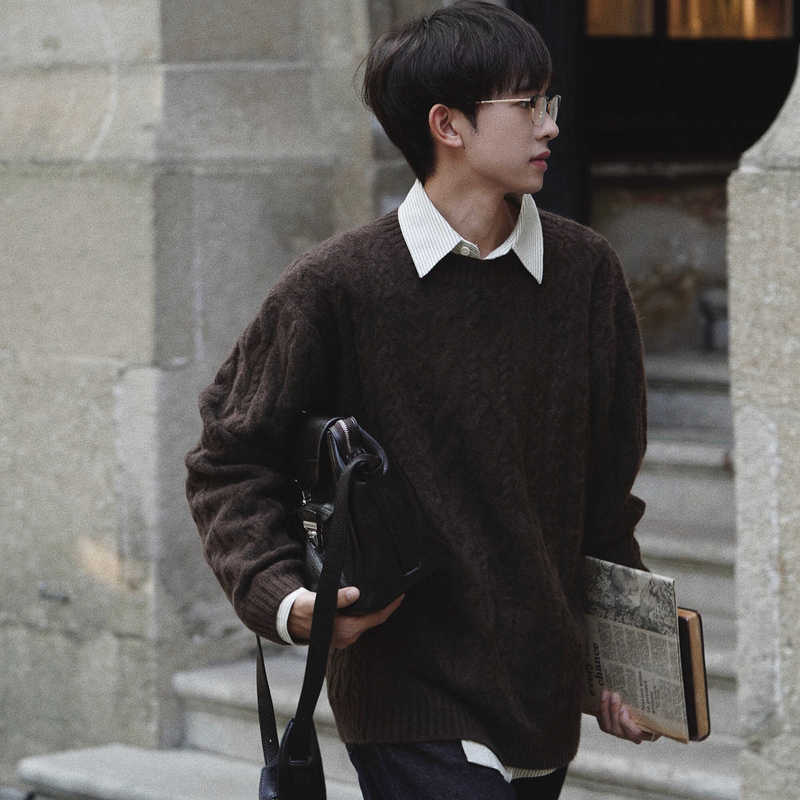 Eli【Panettone】Warm Sheep Wool Lazy Merino Soft and Thick Cable Knit Crew Neck Sweater