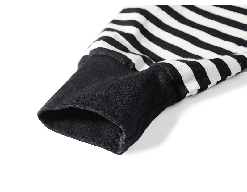 Oversized Striped T-shirt 9
