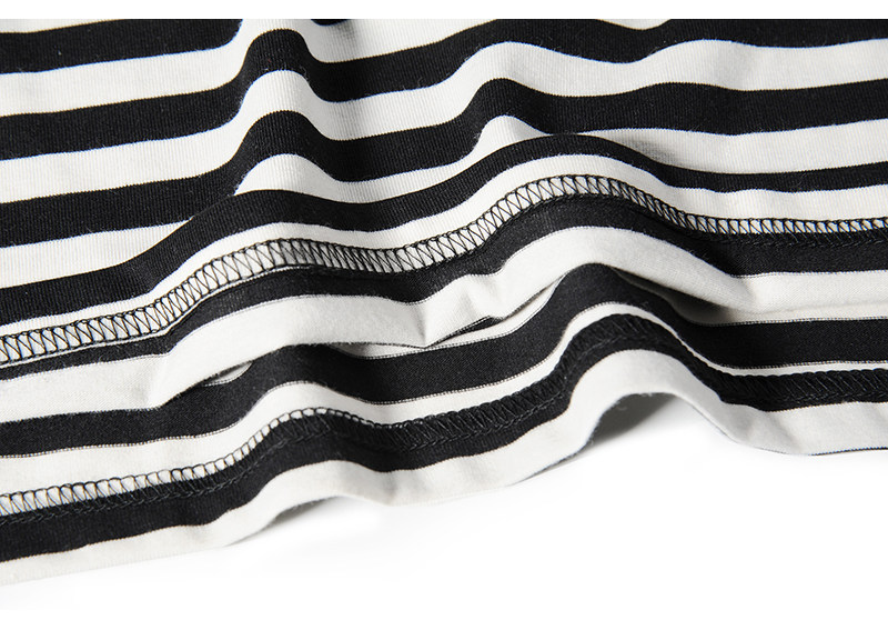 Oversized Striped T-shirt 10