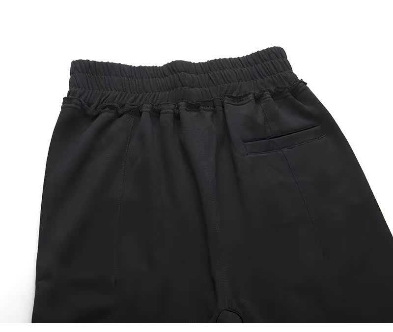 Low-crotch joggers image 13